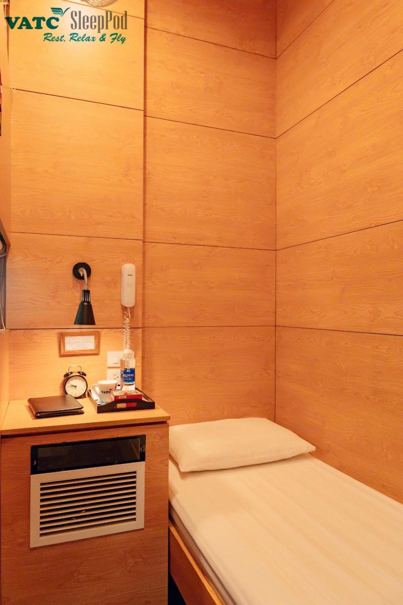 Готель Vatc Sleep Pod Terminal 2 Noi Bai Екстер'єр фото